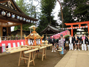 次は、26日の天沼八幡神社の例大祭