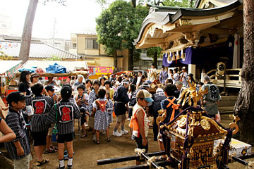 天沼八幡神社