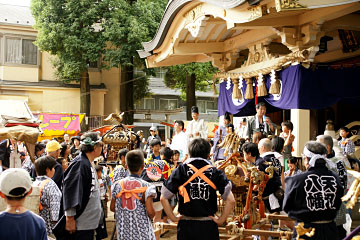 天沼八幡神社