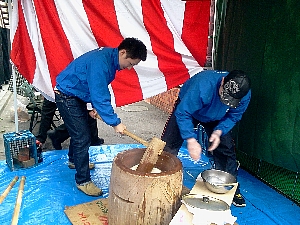 飛び入り参加もOKですよ。