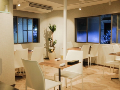 ADA Sand&Kebab 荻窪店の店内写真